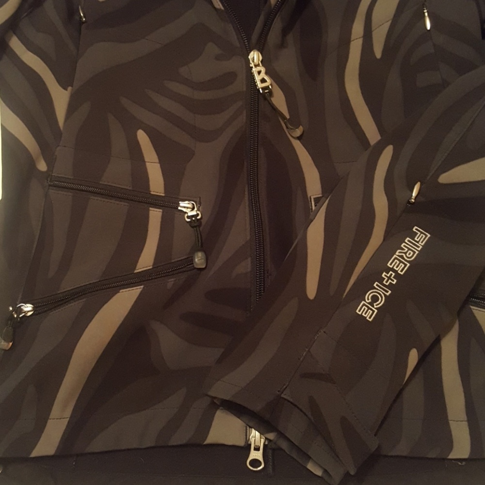 Jacket - Picture 2 of 4